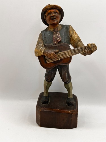 Statuina chitarrista musicista
